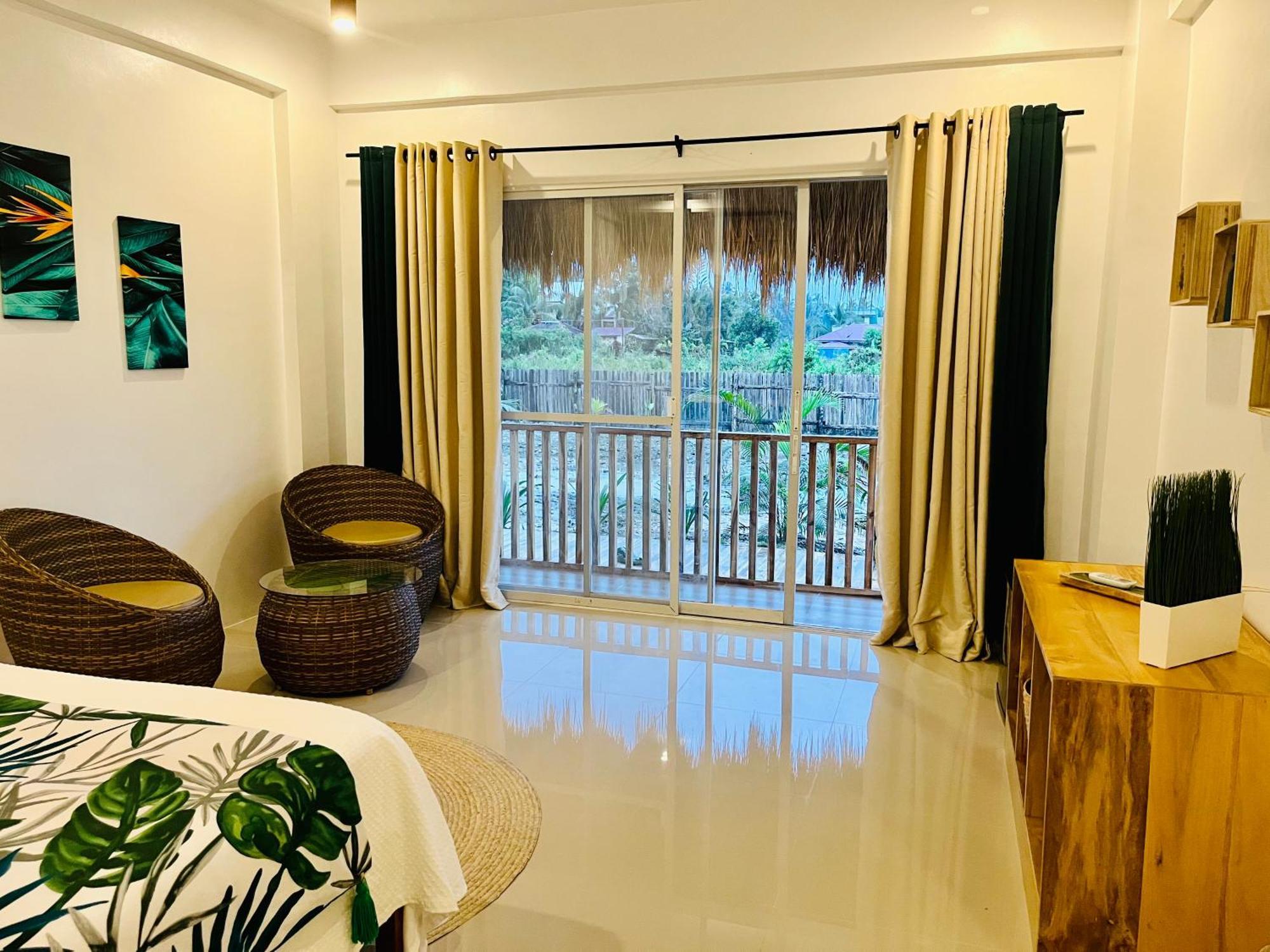 La Palapa Port Barton Guest house
