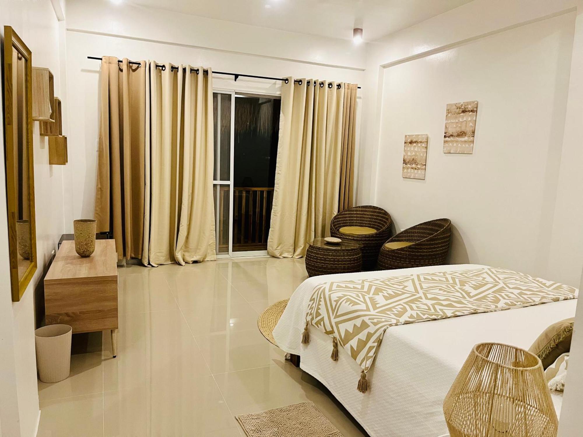 La Palapa Port Barton Guest house *