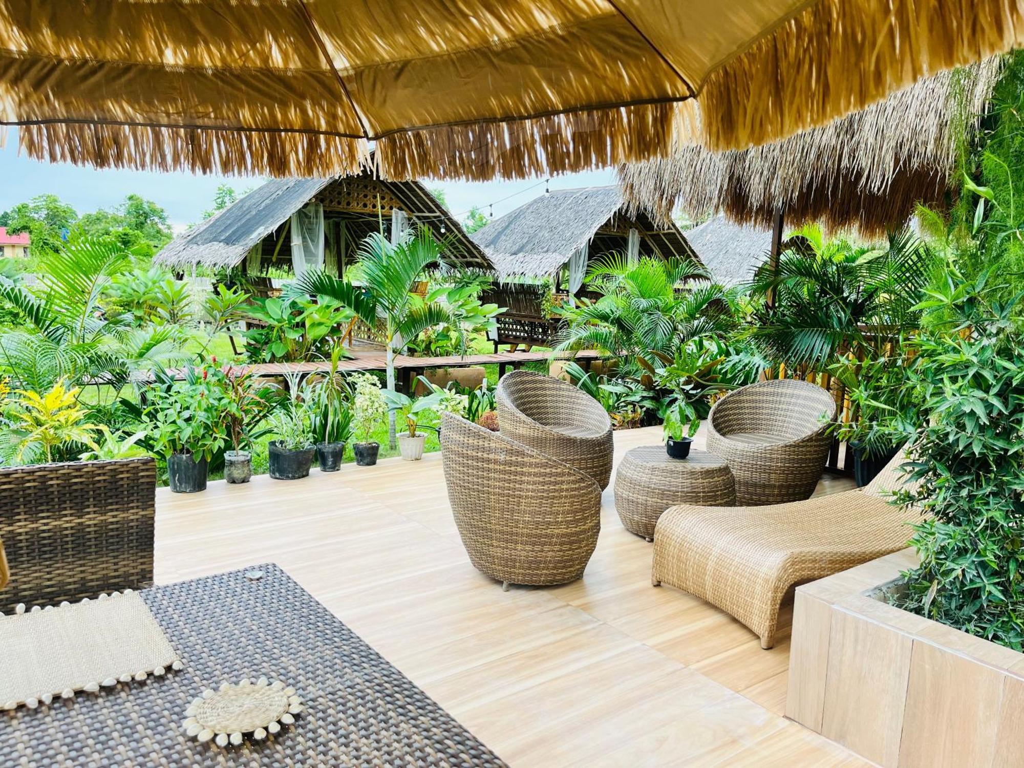 Guest house La Palapa Port Barton